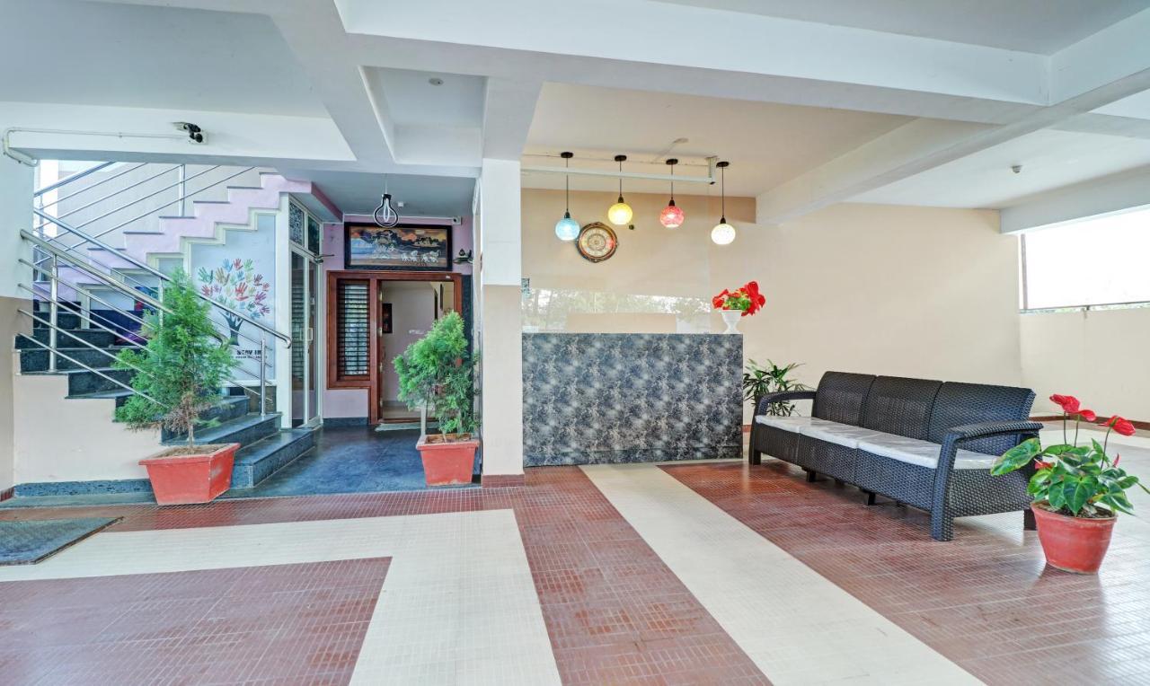 Itsy Hotels Colors Stay Chikmagalur Exterior photo